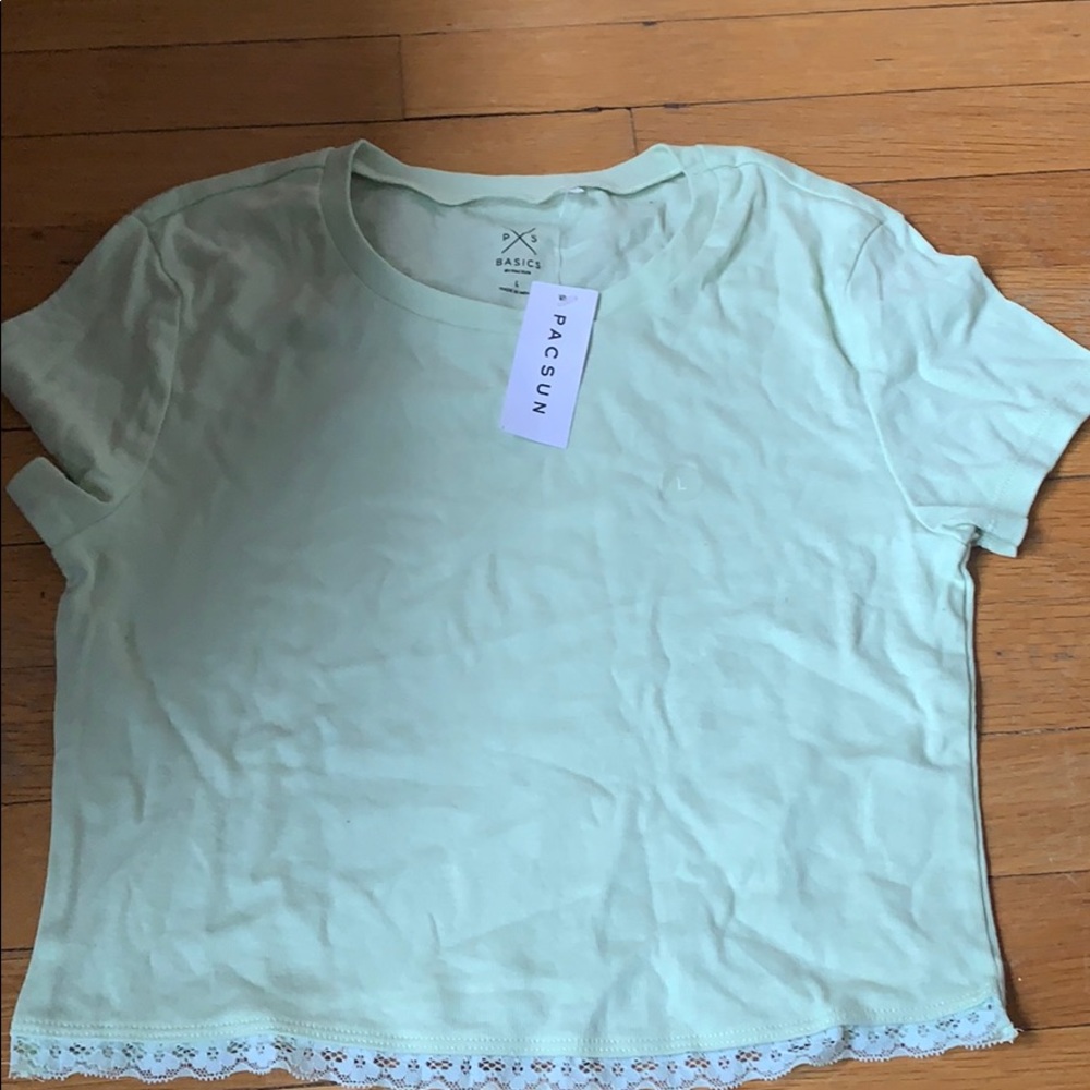 Mint cute Pacsun shirt